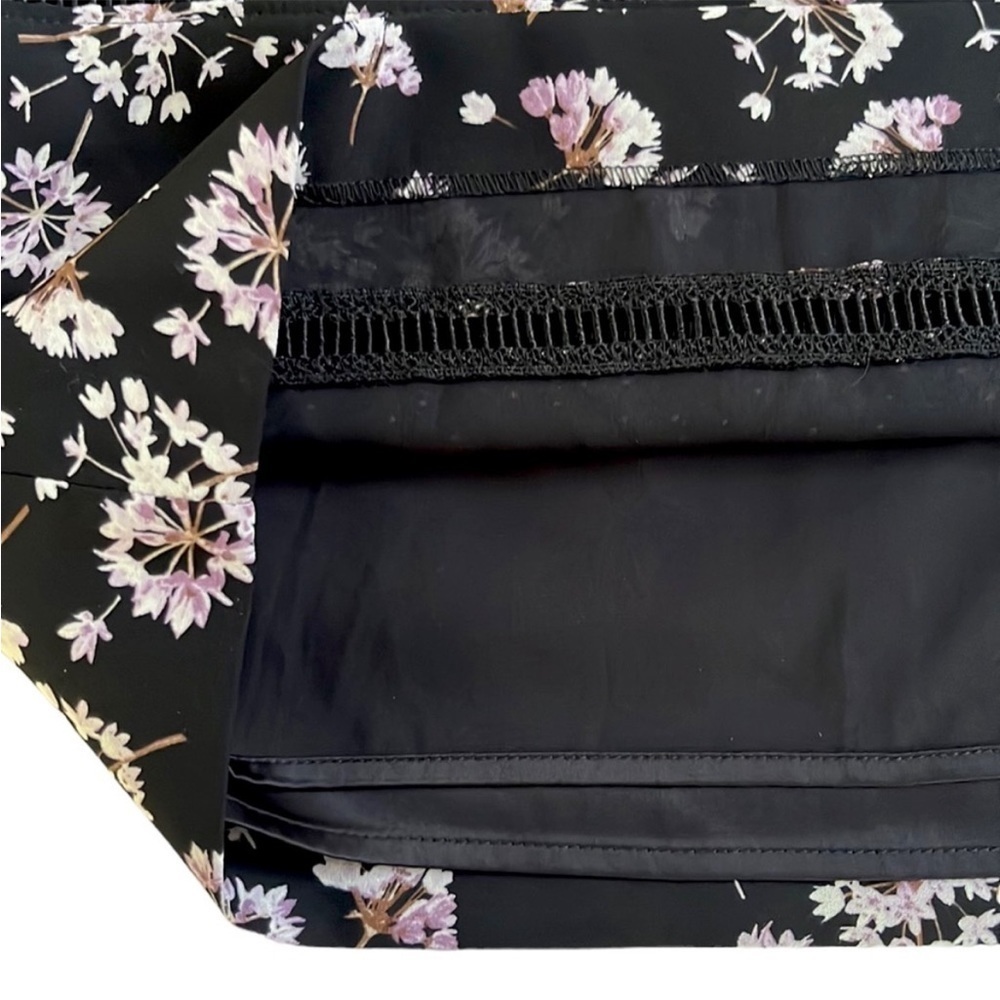 EUC White House Black Market Multi Pattern Skirt - Picture 6 of 7
